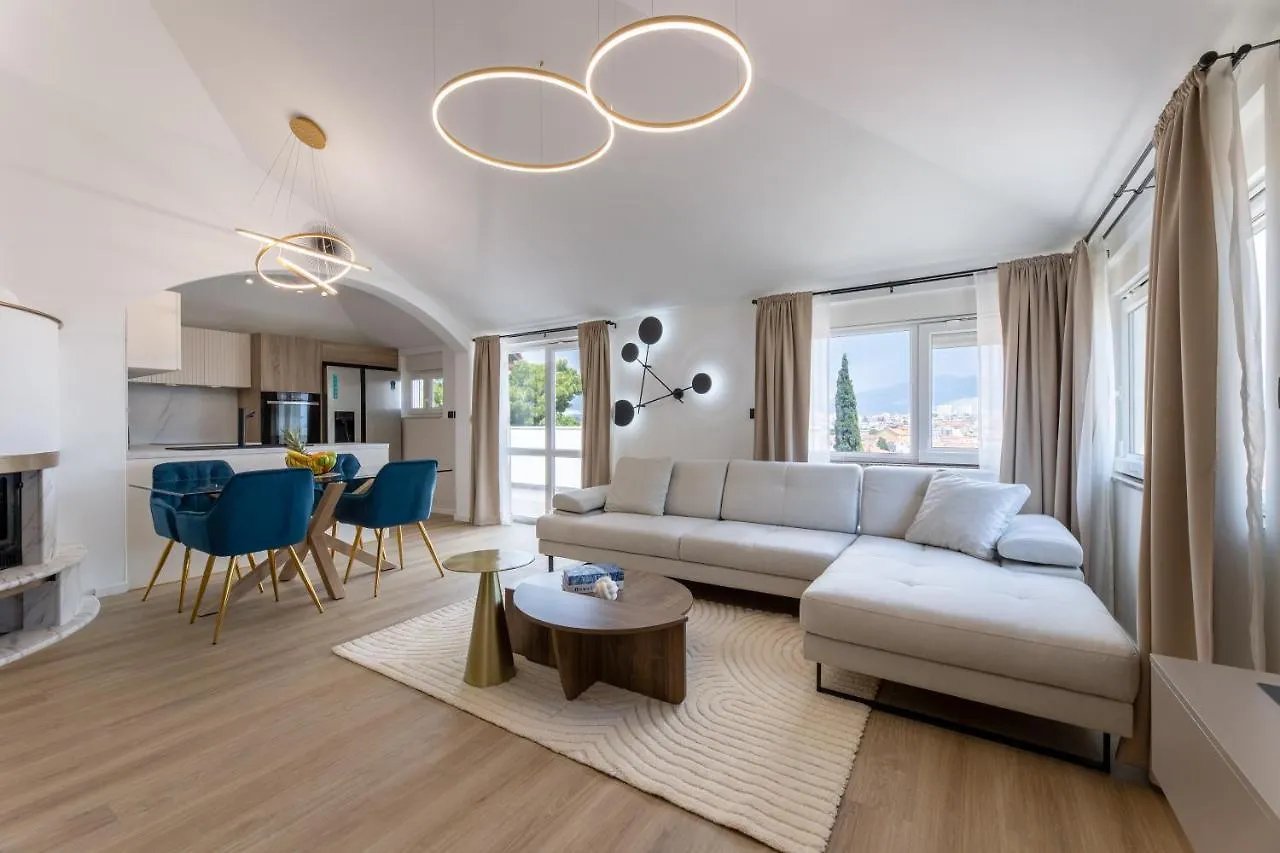 Apartment Aurelius Split 0*,